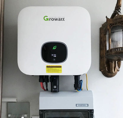 Growatt MOD 10000TL3-X Inverter solar de saída de três fases com IP66 e eficiência MPPT