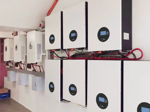 5000 Ciclos de Vida Bateria de armazenamento de energia montada na parede 5 ~ 10kWh IP65